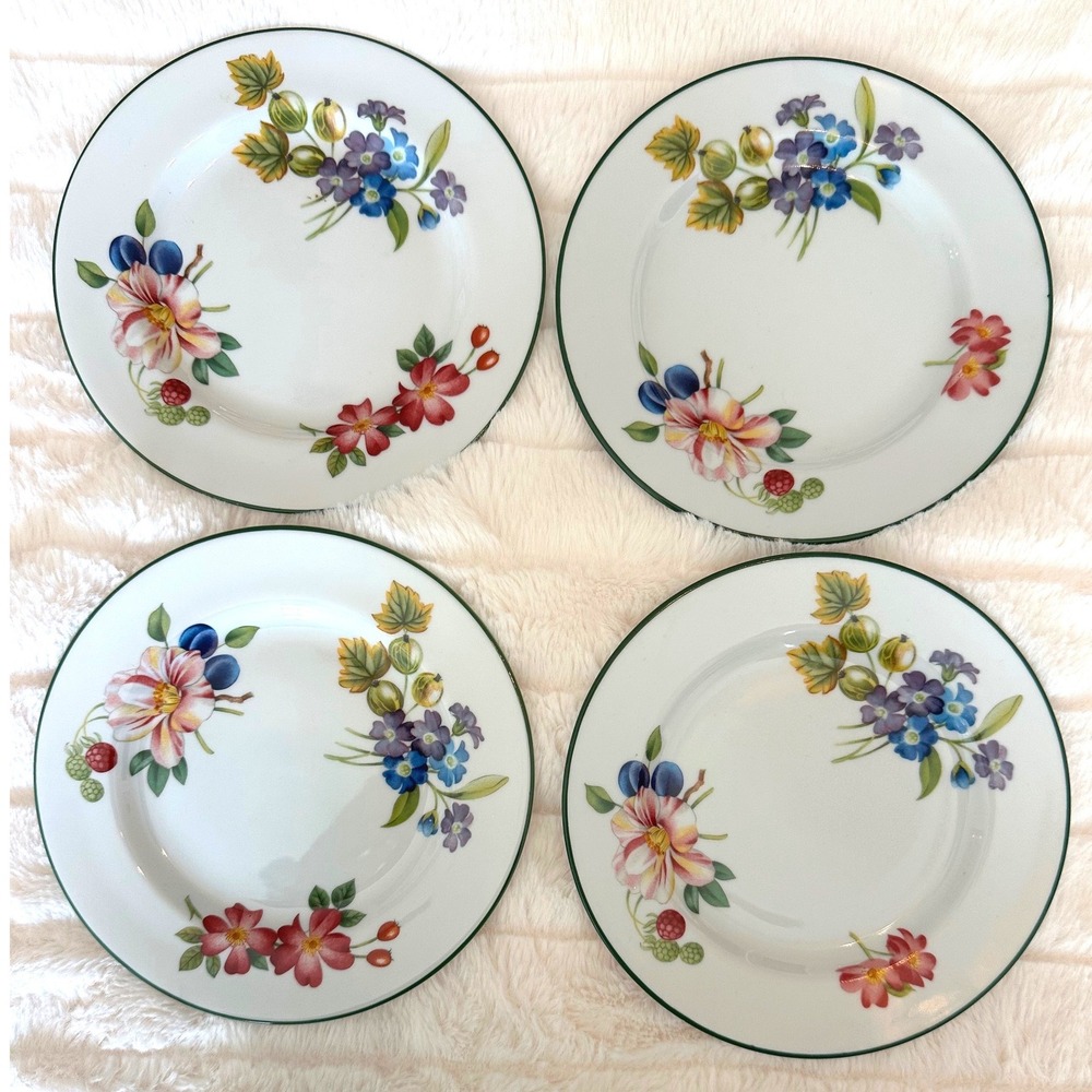 Royal Worcester Ashford Fine Porcelain Bread Plates Set of 4 England 6.75in